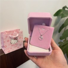 Hello Kitty Cat Necklace